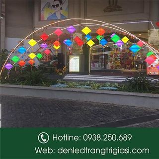 Lồng Đèn Nhựa Thả Trang Trí Kiểu Nón Lá - Trang Trí Ngoài Trời