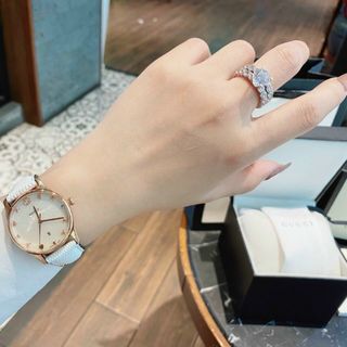 ĐỒNG HỒ GUCCl DA NỮ CAO CẤP NEW SALE SỐC