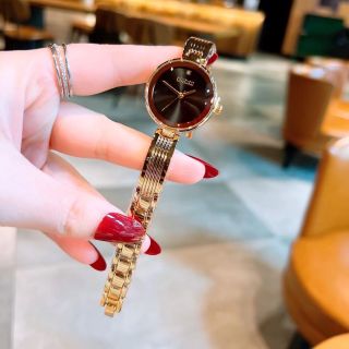 Đồng hồ gucci03 lắc đẹp