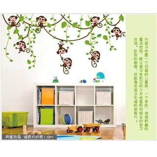Decal dán tường khỉ đùa nghịch trên dàn dây leo cho bé