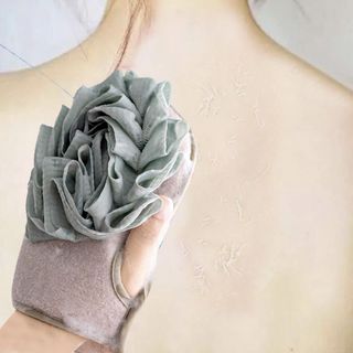 Bông tắm Bao Tay xỏ ngón Bath Towel, sỉ 32k/cái