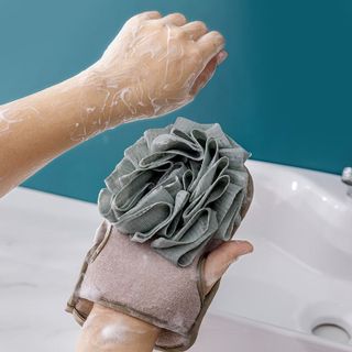 Bông tắm Bao Tay xỏ ngón Bath Towel, sỉ 32k/cái