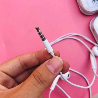 Tai Nghe foxconn FREESHIPTai 3.5mm Có Mic Âm Thanh Trong, Bass ấm sâu và trầm Cho ip,sam sung,oppo,vivo..