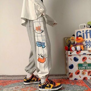 Quần jogger thun da cá logo in không bông tróc