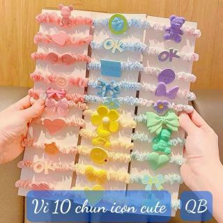 Xét kẹp tóc cho bé