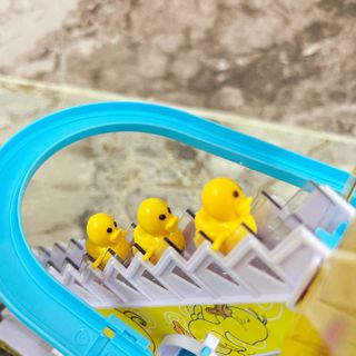 VỊT CÂU TRƯỢT