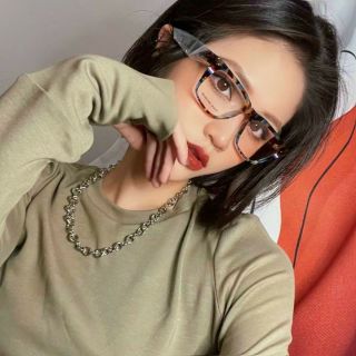 Th-ombrown gọng cốt về hàng