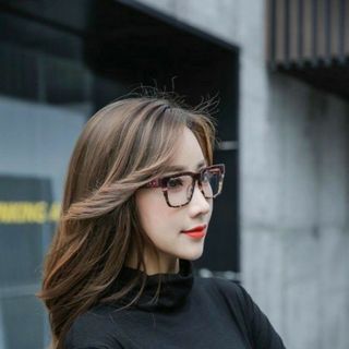Th-ombrown gọng cốt về hàng