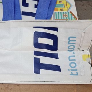 Túi cán màng size nhỏ có quai may lập trình
