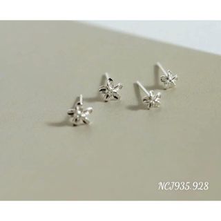 khuyên tai hoa sứ bạc 925