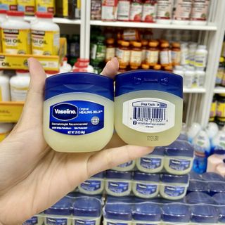 Sáp dưỡng ẩm Vaseline Pure Petroleum Jelly Original lọ 49g từ Mỹ dùng được cho cả Mặt và Body.