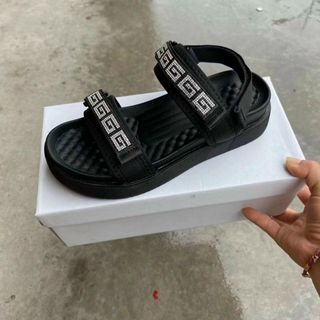 Sandal nữ thanh lý 13/6/22 giá sỉ