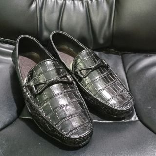 GIÀY MỌI CÁ SẤU GAI
