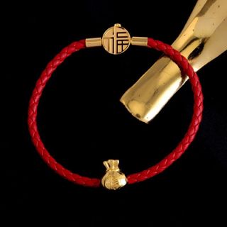 vòng tay titan da đỏ