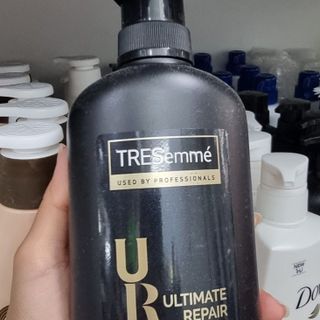 Dầu gội đen Tresemme Thái Lan