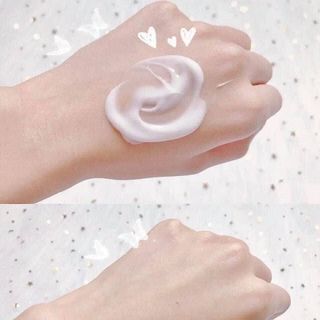 Sữa dưỡng thể chống nắng body Hatomugi 250ml