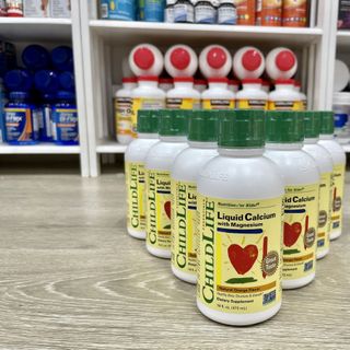 Siro Bổ Sung Canxi Và Magi Cho Trẻ Em Childlife Liquid Calcium And Magnesium