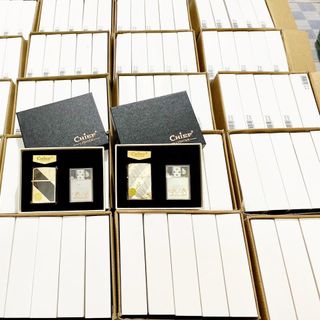 BẬT LỬA CHIEF 2 RUỘT - 3 LỬA HOA VĂN VÀNG ĐEN/VÀNG BẠC (1 RUỘT ZIPPO XÀI XĂNG - 1 RUỘT 2 LỬA XÀI GAS) - Phân phối bởi TANYLIGHTER CF2R3L