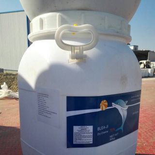 Hoá chất diệt khuẩn Chlorine Cá Heo Trung Quốc