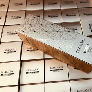 Nâng cơ vàng Bergamo HQ 110ml (serum)