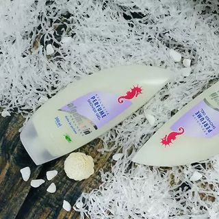 SỮA TẮM CÁ NGỰA 300ML