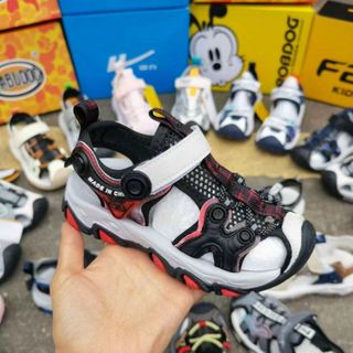 Sandal trẻ em kiểu bít mũi R66-774