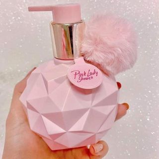 SỮA TẮM XÔNG TRẮNG PINK LADY