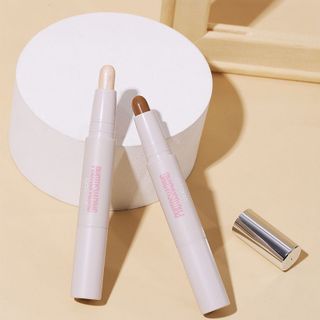Thanh tạo khối che khuyết điểm 2 đầu WodWod Stick, sỉ 35k/cây