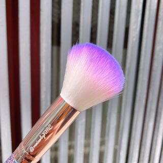 Cọ Má Hồng Pha Lê Sweet Beauty, sỉ 33k/cây