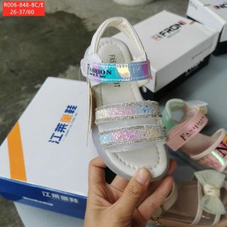 Lô sandal trẻ em thanh lý 20/6/22