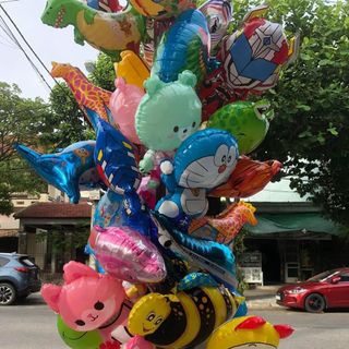Sỉ 100 bóng bay con thú + 100 que cài to