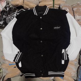 Áo khoác nhung thêu MISSOUT