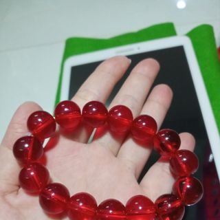Chuỗi đeo tay 14 ly màu đỏ y hình