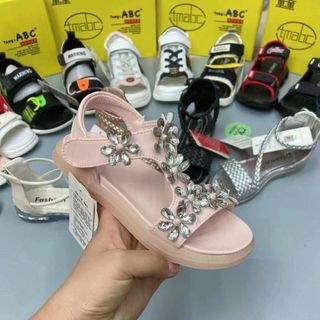 Sandal trẻ em thanh lý 21/06/2022