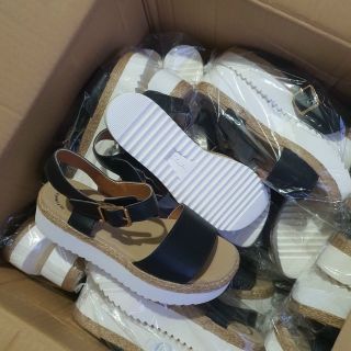 Sandal clarks nữ hàng dư xịn