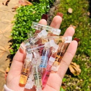 SÉT 20 CHAI NƯỚC HOA TRẮNG