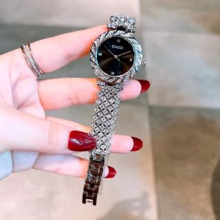 Đồng hồ gucci01 viền đá nữ