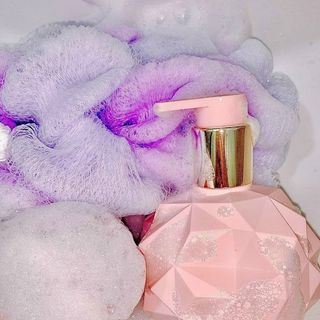 SỮA TẮM XÔNG TRẮNG