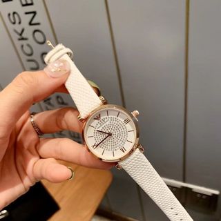 Đồng hồ da armanii01 nữ giá bán buông