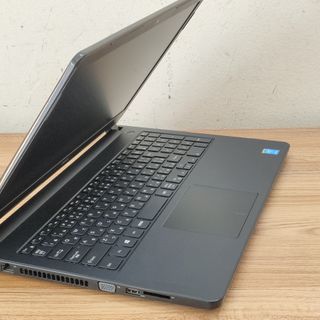 Laptop Dell Vostro 3558 - xách tay, like new 15.6