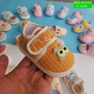 Giày bé tập đi 24/6/22