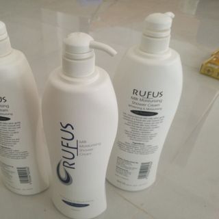 SỮA TẮM RUFUT NỮ 1050ML