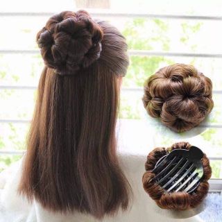Tóc giả búi hoa kẹp