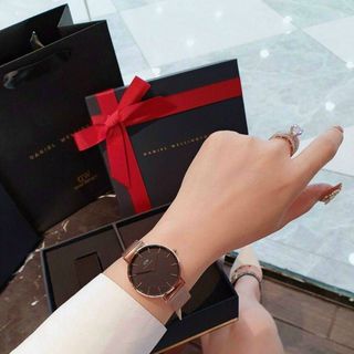 SET ĐỒNG HỒ D W LƯỚI KÈM CUFF COUPLE CAO CẤP