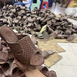 Dép tổ ong