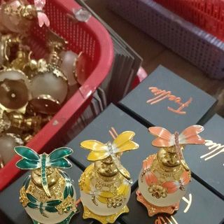 Bướm chuồn tinh dầu