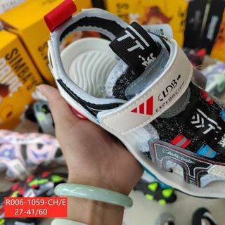 Sandal trẻ em đi học R006-1059