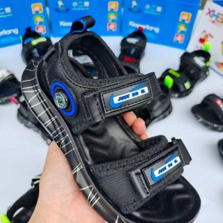 sandal trẻ em màu đen R006-1053 giá sỉ