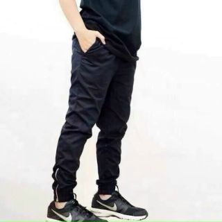 Quần jocker kaki dây kéo gót chất kaki mềm