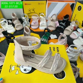Sandal trẻ em/bé gái chất da mềm R006-1071